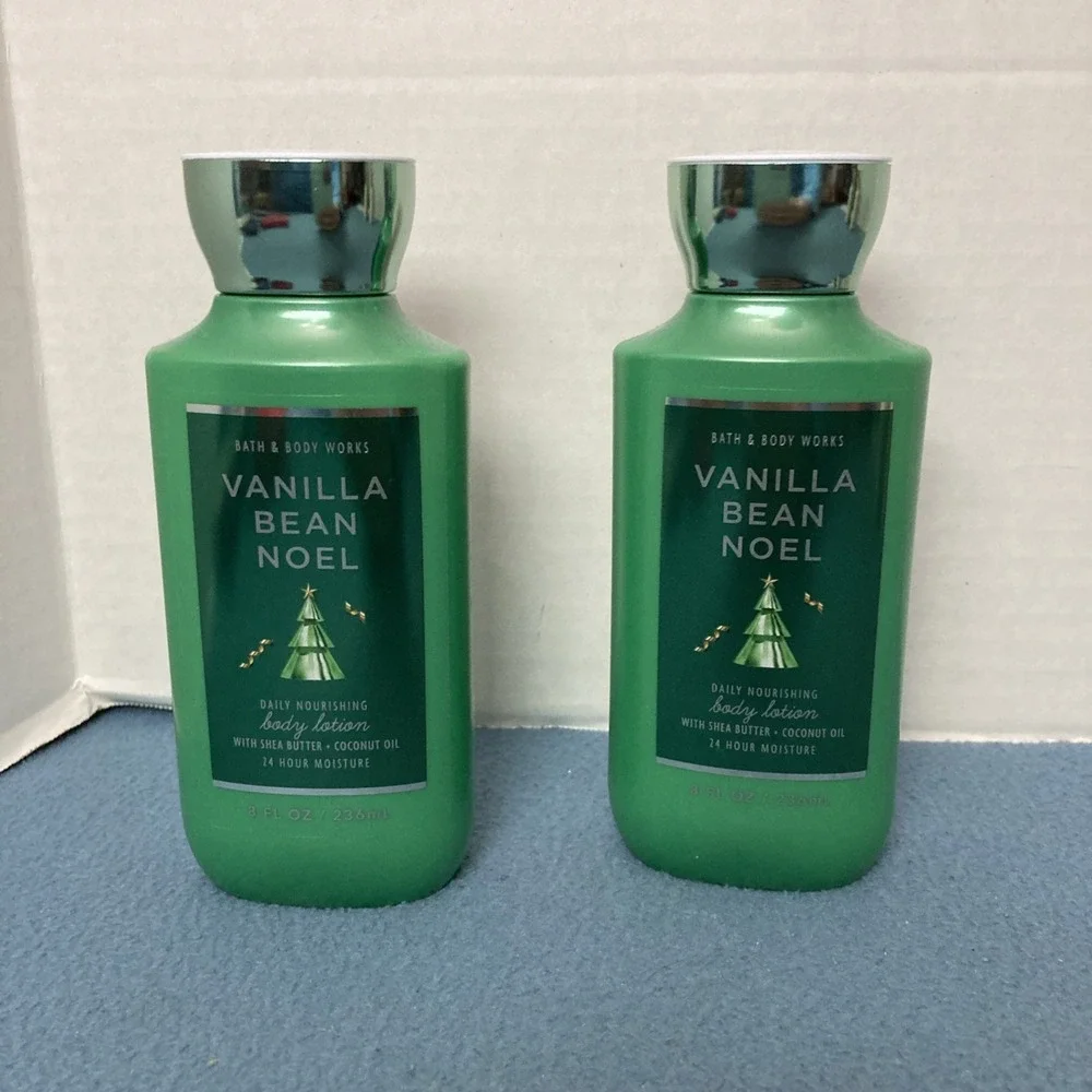 Bath & Body Works Vanilla Bean Noel Daily Nourishing 24hr Body Lotion - Set of 2
